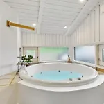 3 Bedroom Lovely In بيت للعطل *