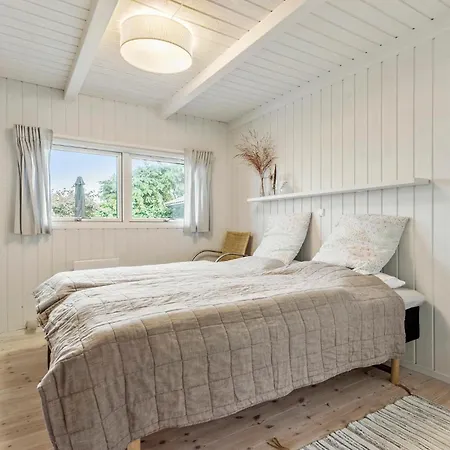 3 Bedroom Lovely In Casa vacanze Ebeltoft