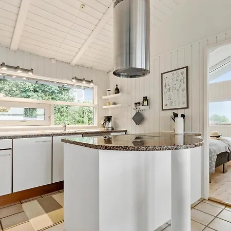 3 Bedroom Lovely In *